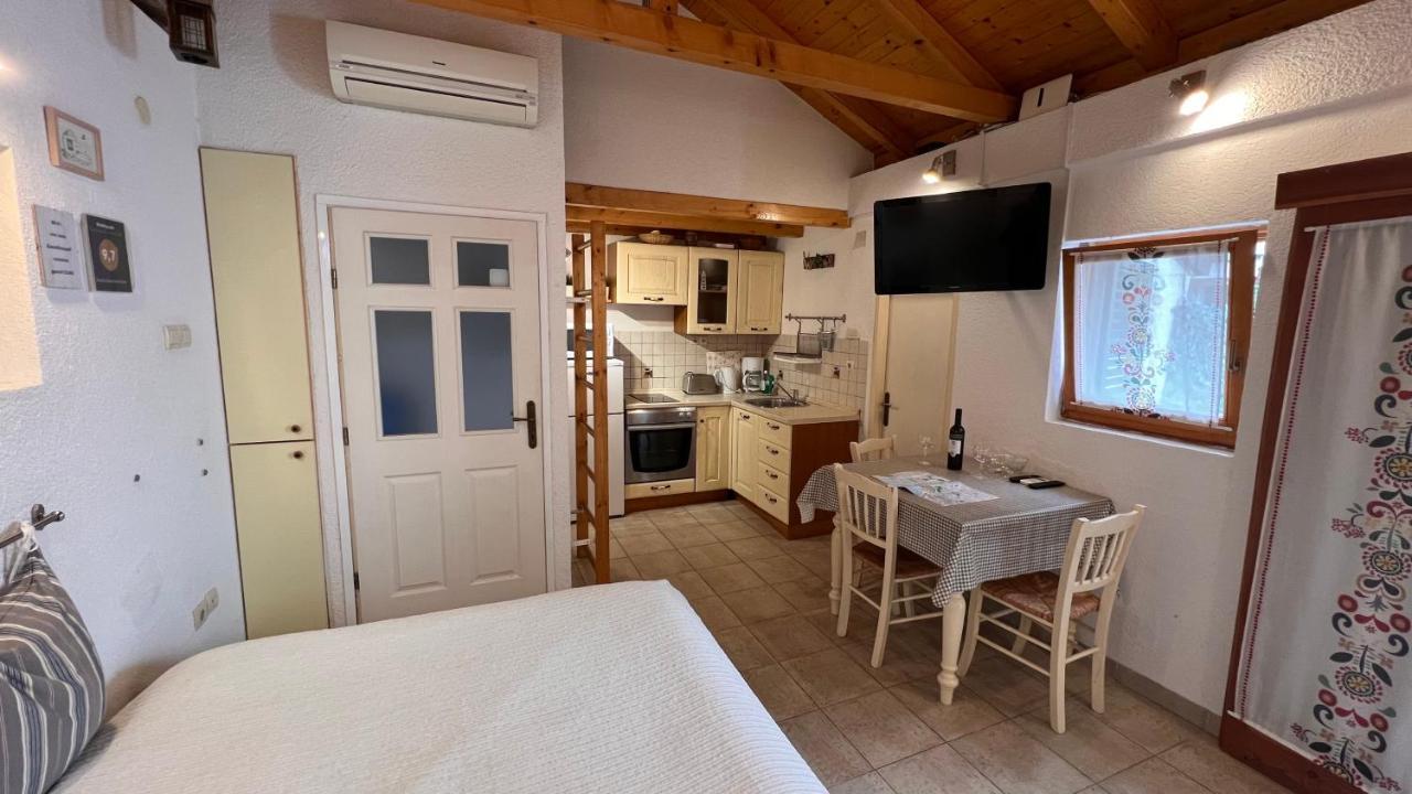 Studio Apartment Karlo Split Zewnętrze zdjęcie